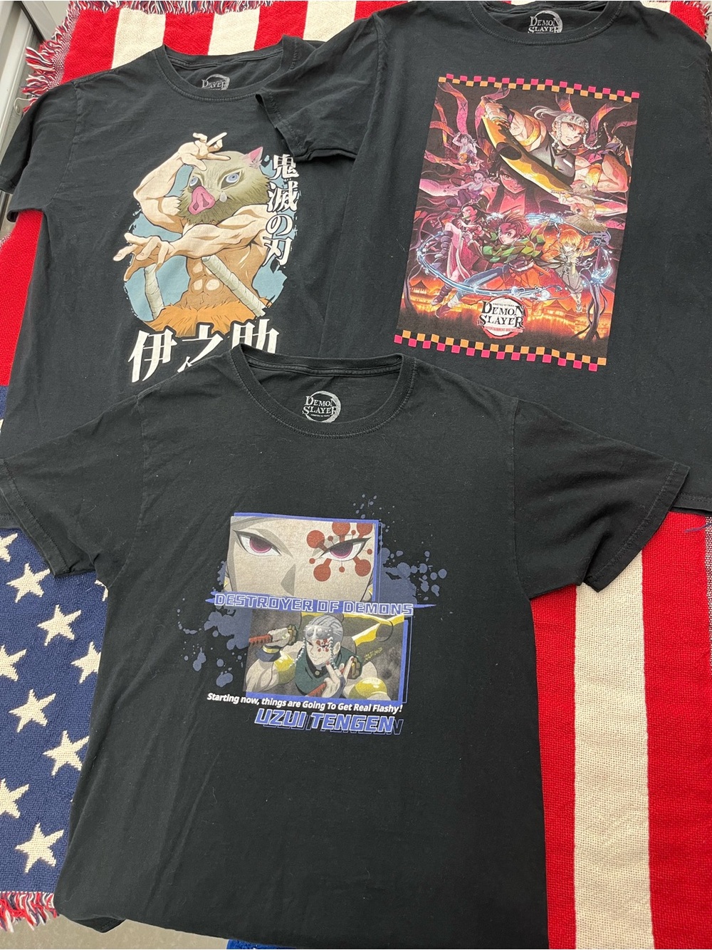 Black Demon Slayer Graphic Tshirt Bundle - Uzui Tengen Design Mens Size Small